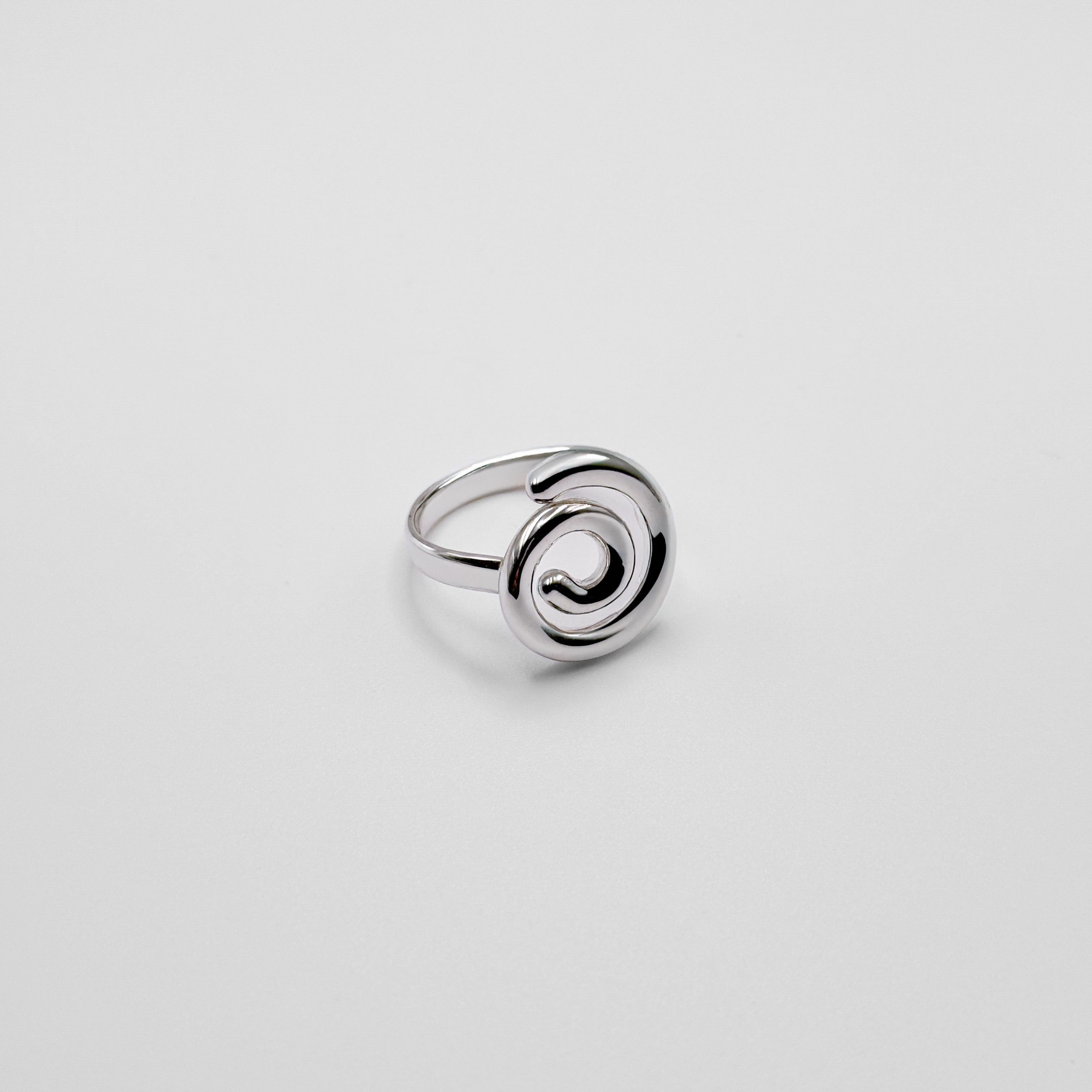 Spiral ring – DOVA PRYCE
