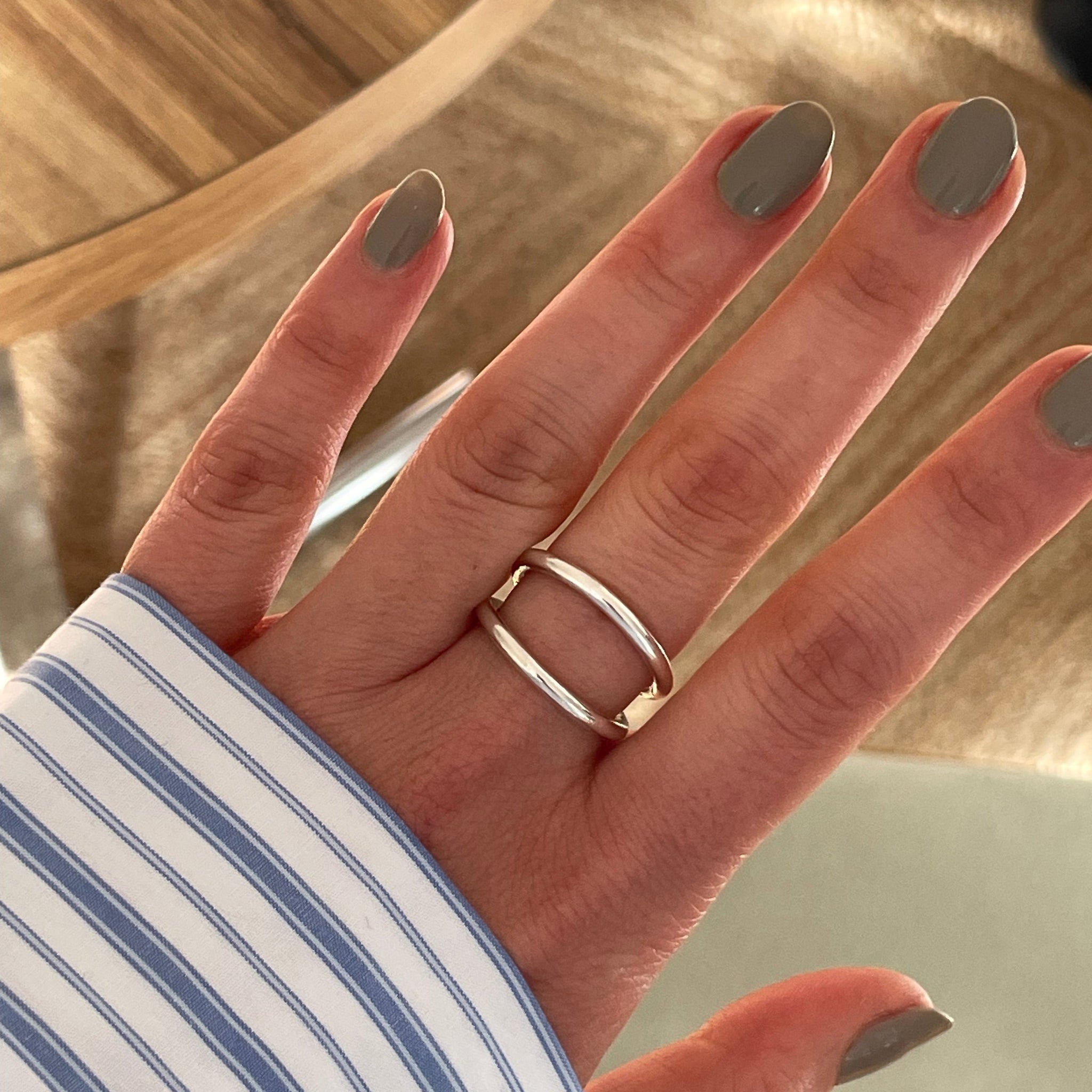 Ficelle ring