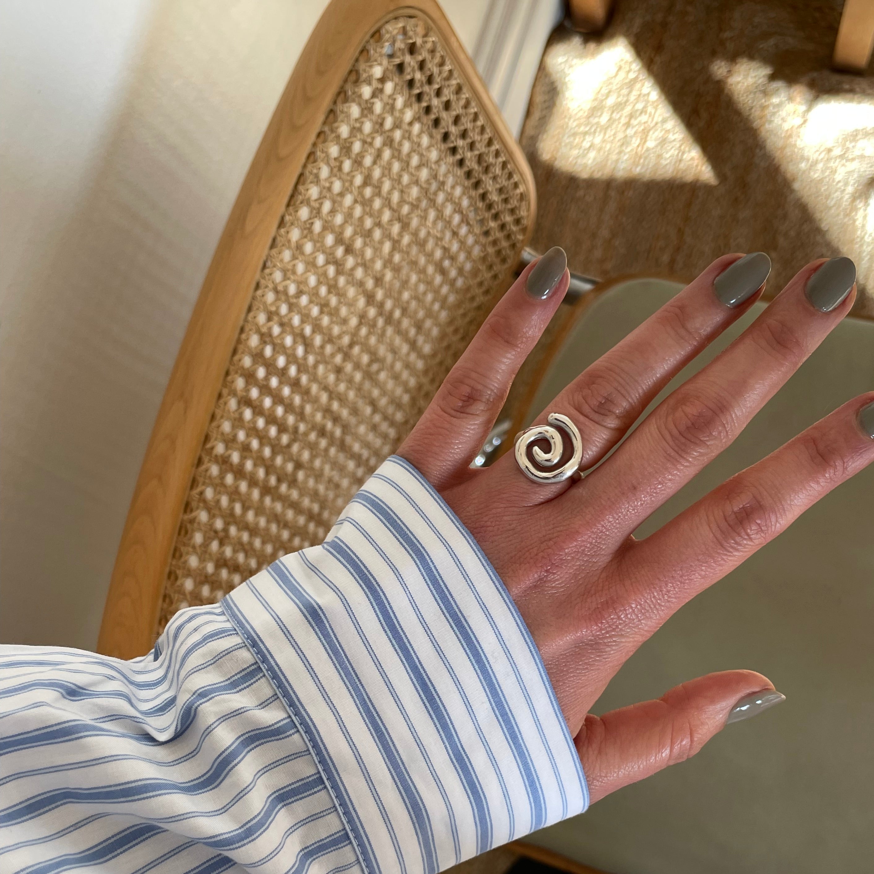 Spiral ring – DOVA PRYCE